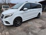 Mercedes-Benz V 250 4M AMG Line/6 Sitze/2 Schiebetüren/Leder - Mercedes-Benz V 250 Gebrauchtwagen