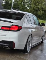 BMW 540i - TOP Austattung/450 PS/Standhz/TOP ZUSTAND - BMW 5er Reihe: Ps