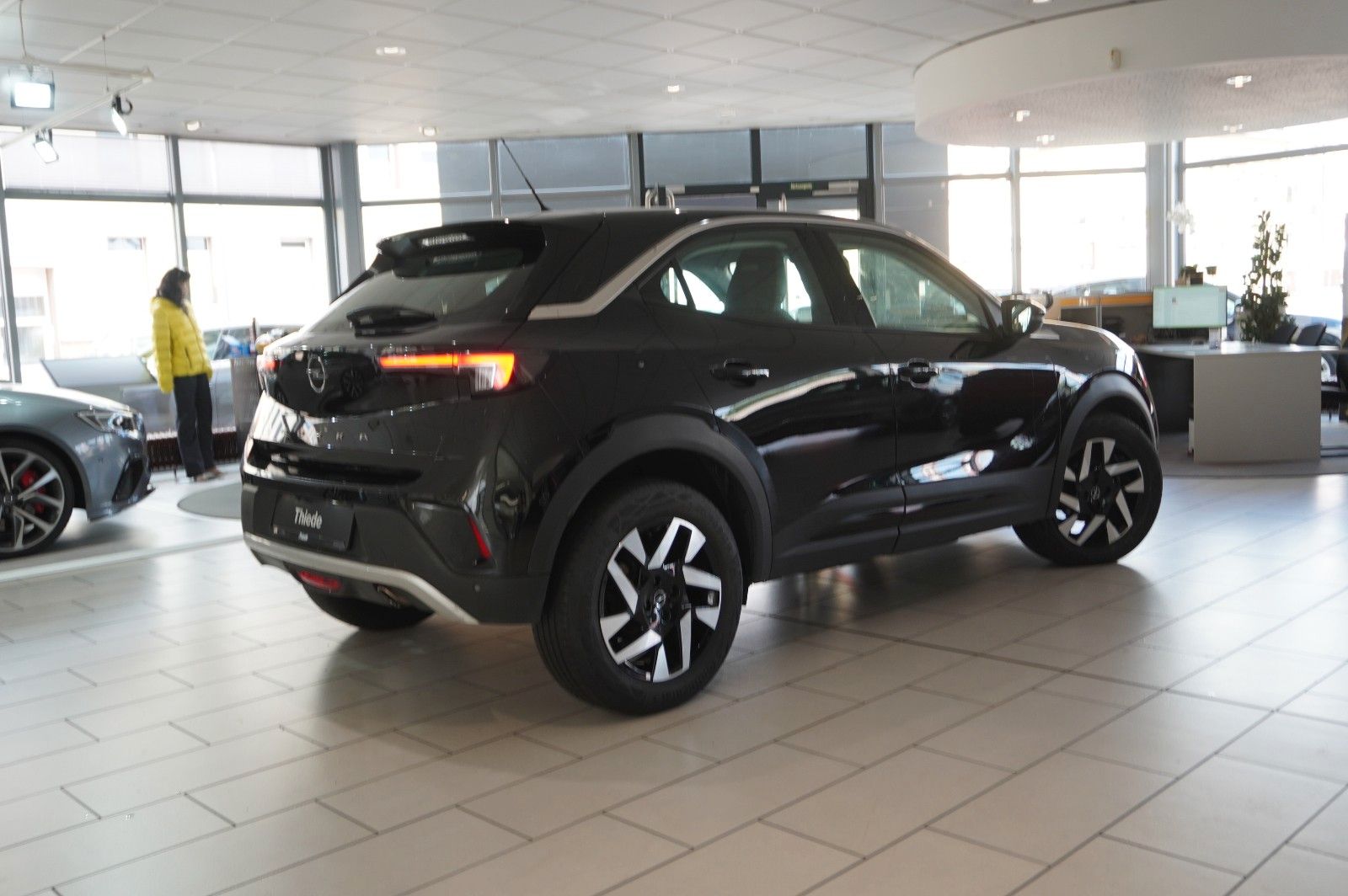 Fahrzeugabbildung Opel Mokka B 1.5D ELEGANCE NAVI/LED/KAMERA/SPORT/DAB+