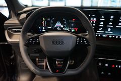 AUDI SQ5 Sportback TFSI | Pano | Carbon | Tech pro AUDI SQ5 Sportback TFSI | Pano | Carbon | Tech pro