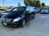 Mercedes-Benz Mercedes-benz B 150 - Mercedes-Benz B 150 mit Benzin-Antrieb: Van, Automatik