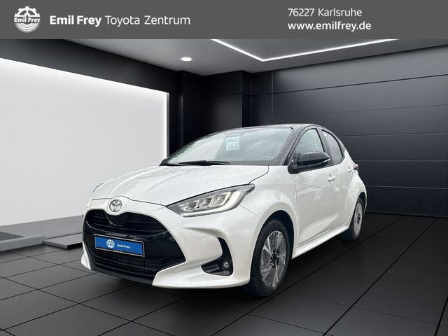 Toyota Yaris Hybrid 116 1.5 VVT-i Black&White