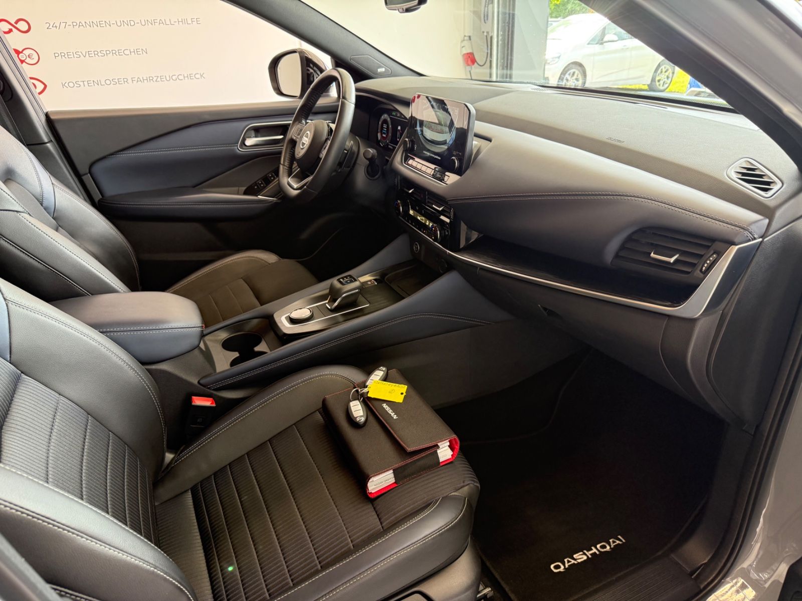 Fahrzeugabbildung Nissan Qashqai Tekna ALLRAD, 360° Kamera, Navi, WP.