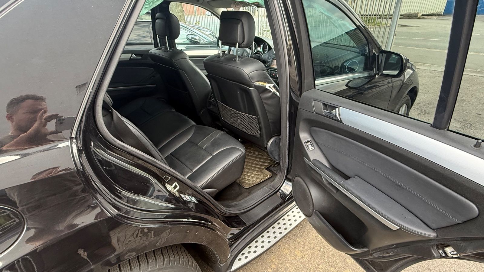 Fahrzeugabbildung Mercedes-Benz ML 350 Cdi 4-Matic Sport Paket