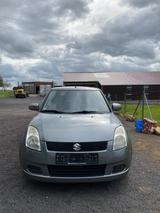 Suzuki Swift 1,3 Club Club - gebrauchte Suzuki Swift aus dem Jahr 2005