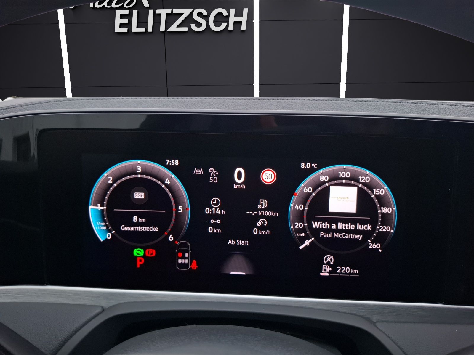Fahrzeugabbildung Volkswagen Passat Variant TDI Elegance DSG Matrix AHK Navi