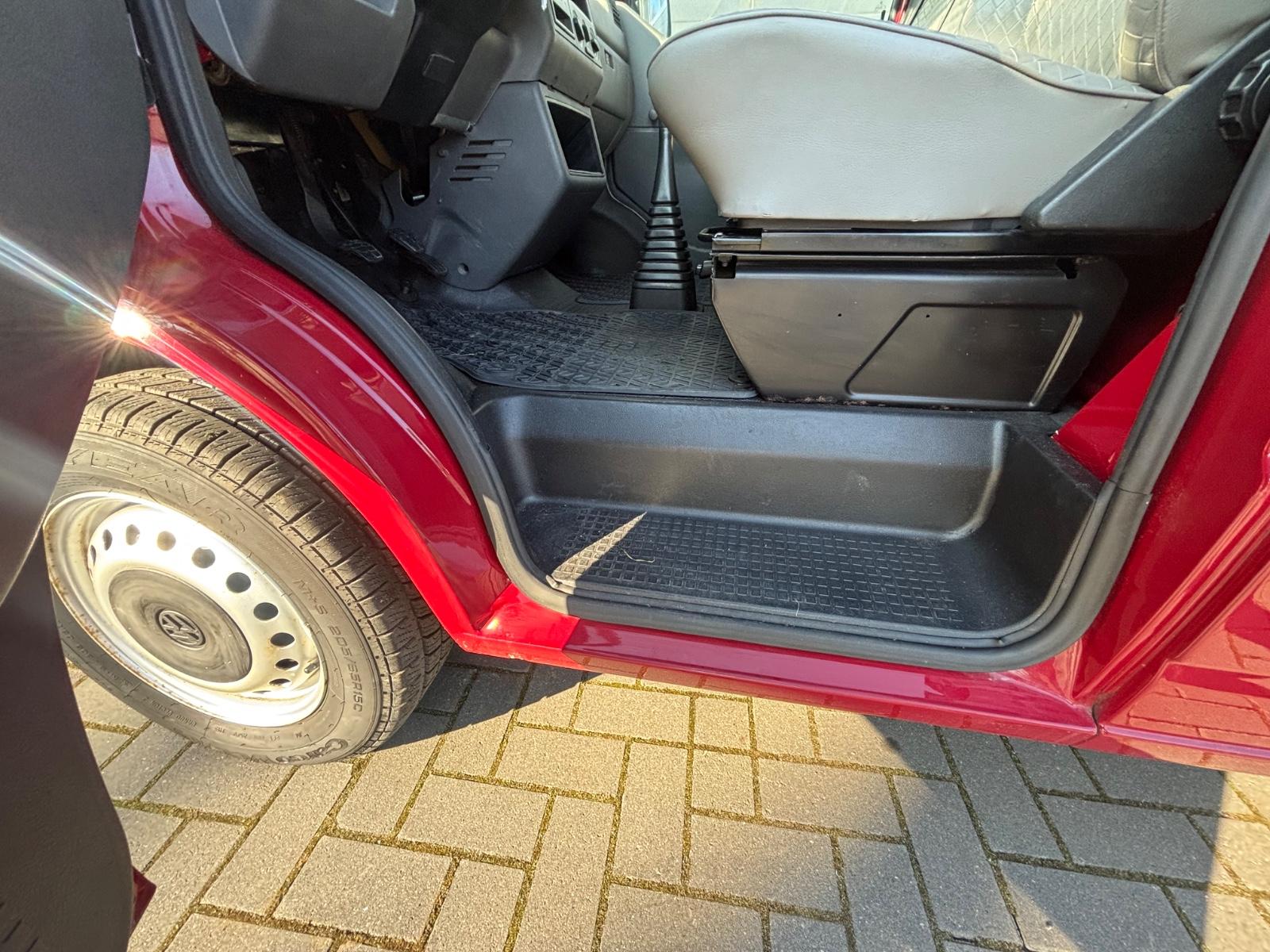 Volkswagen T4 2.5 TDI Kastenwagen langer Radstand 1.Hand
