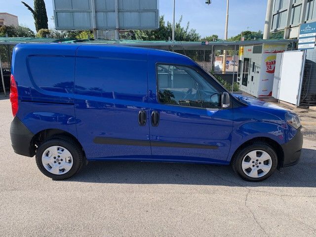 Autres FIAT DOBLO 1600 LOUNGE