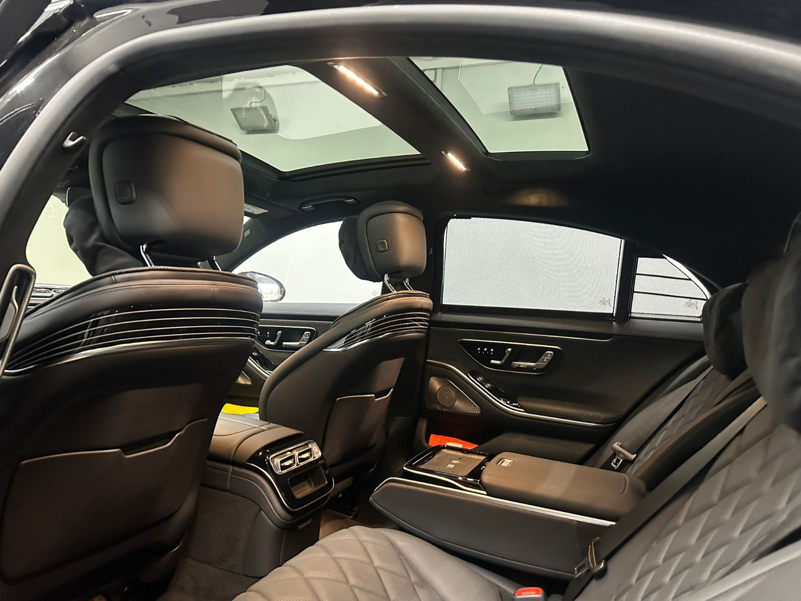 Fahrzeugabbildung Mercedes-Benz S 580 e 4MATIC*AMG-LINE*HEADUP*PANORAMA*