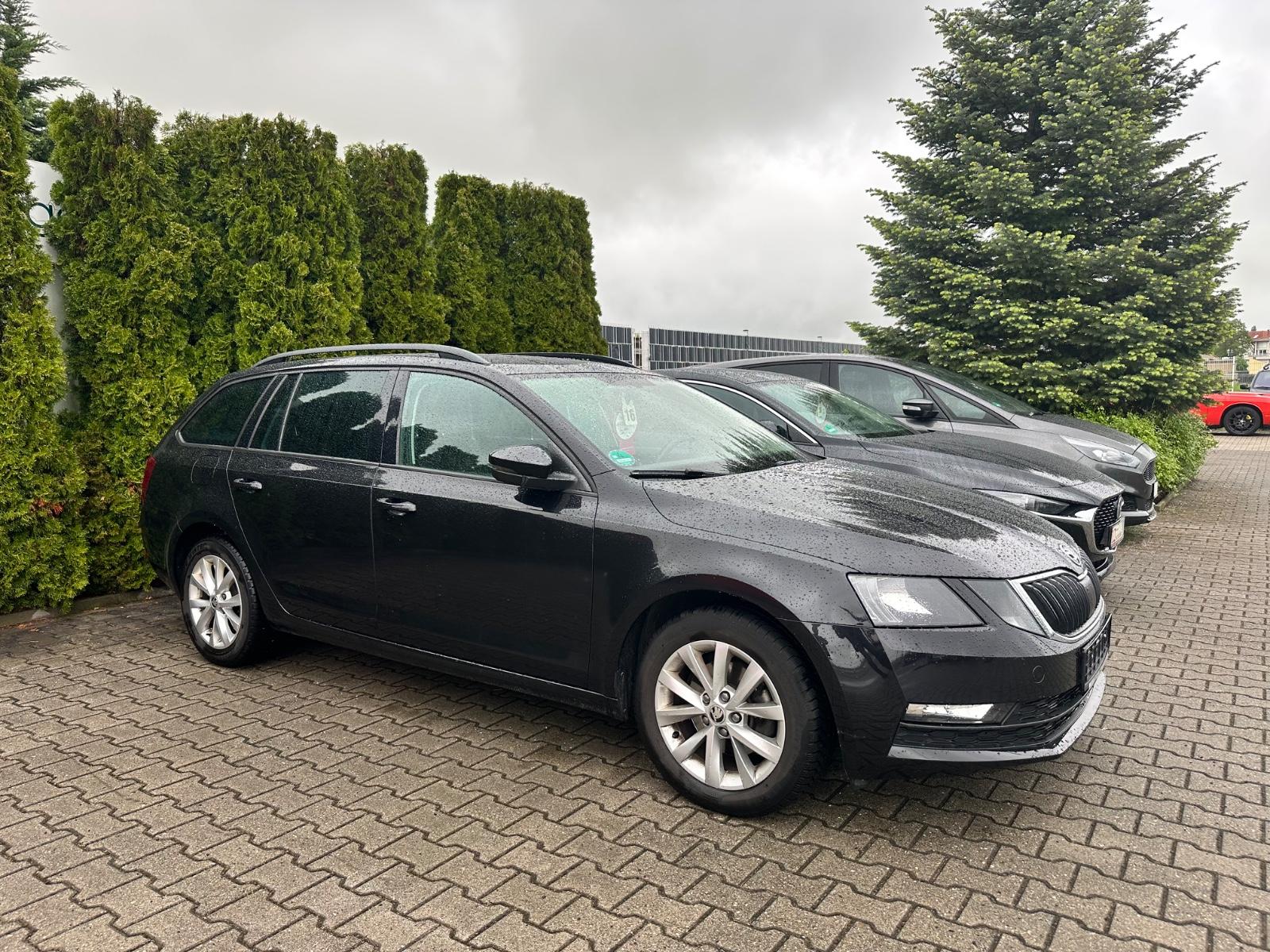 Skoda Octavia Combi Tour*HU/AU neu*AHK*LED*1 Hand*