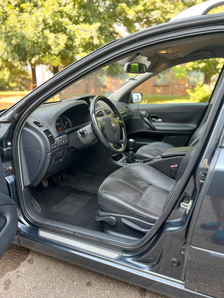Renault Laguna 2006 — photo 13