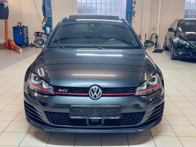 Volkswagen Golf VII GTI BMT Panorama DSG ACC Scheckheft