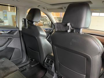 Skoda Kodiaq Scout 4x4 *2. Hand*Panorama*360°-Kamera*