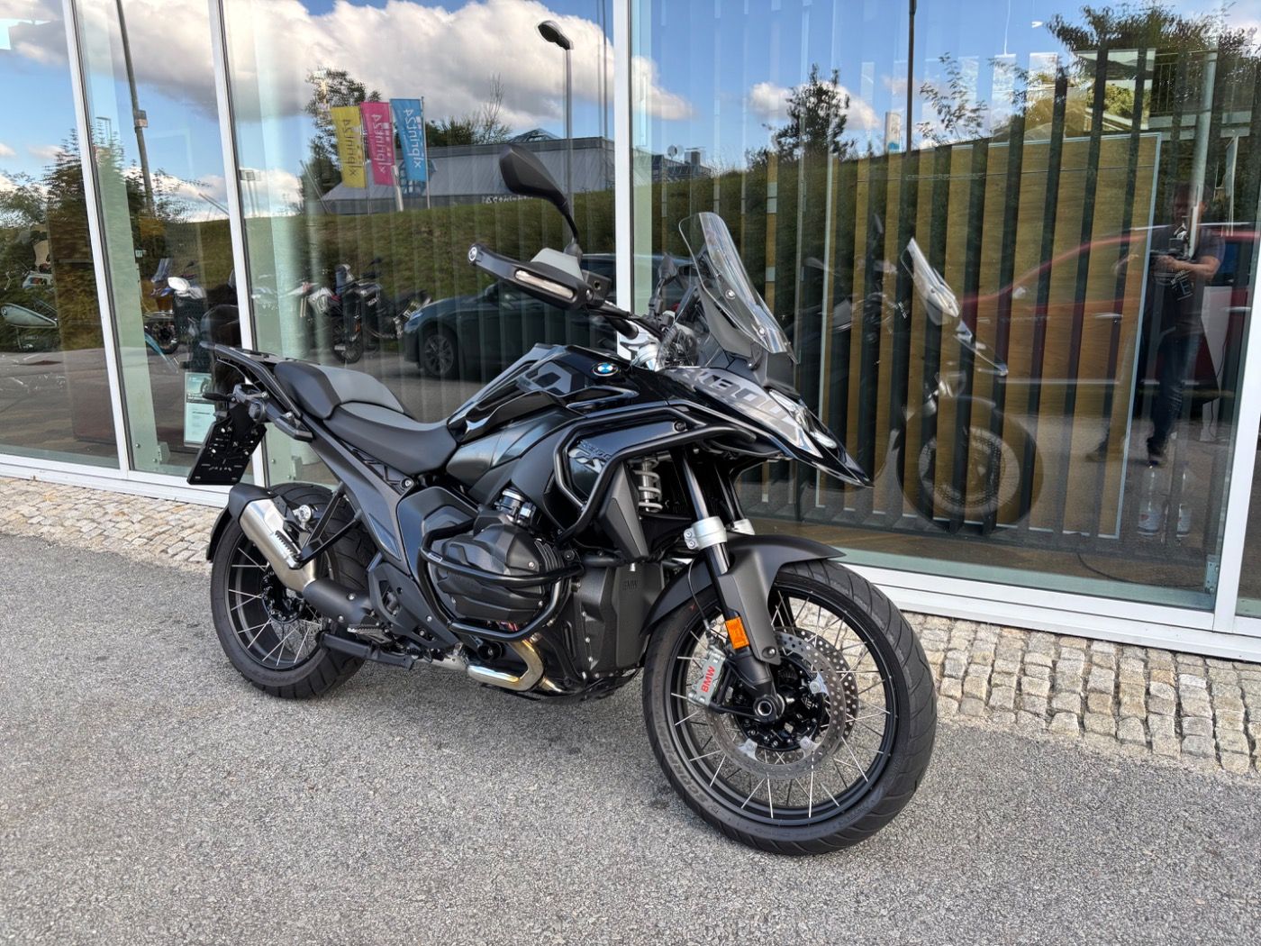 Fahrzeugabbildung BMW R 1300 GS Triple Black