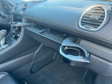 Porsche Cayman - 10