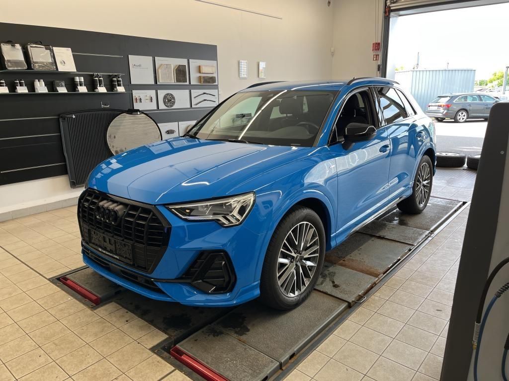 2022 Audi Q3
