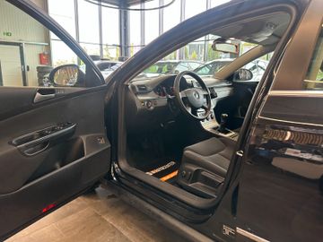 Volkswagen Passat Variant *TEMPO*KLIMA*SZHZ*