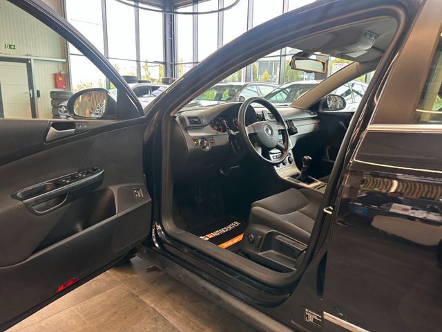 Volkswagen Passat Variant *TEMPO*KLIMA*SZHZ*