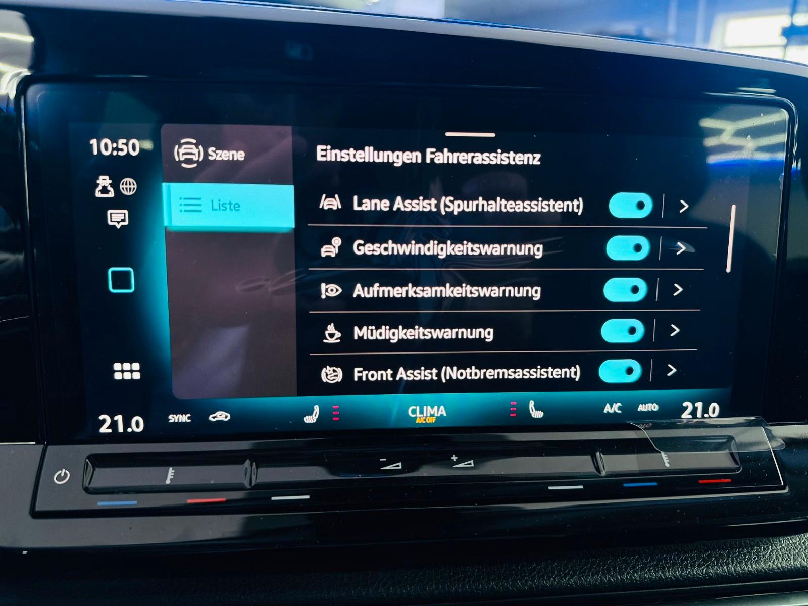 Volkswagen Caddy Style Maxi-DSG-Behindertengerecht-Rampe