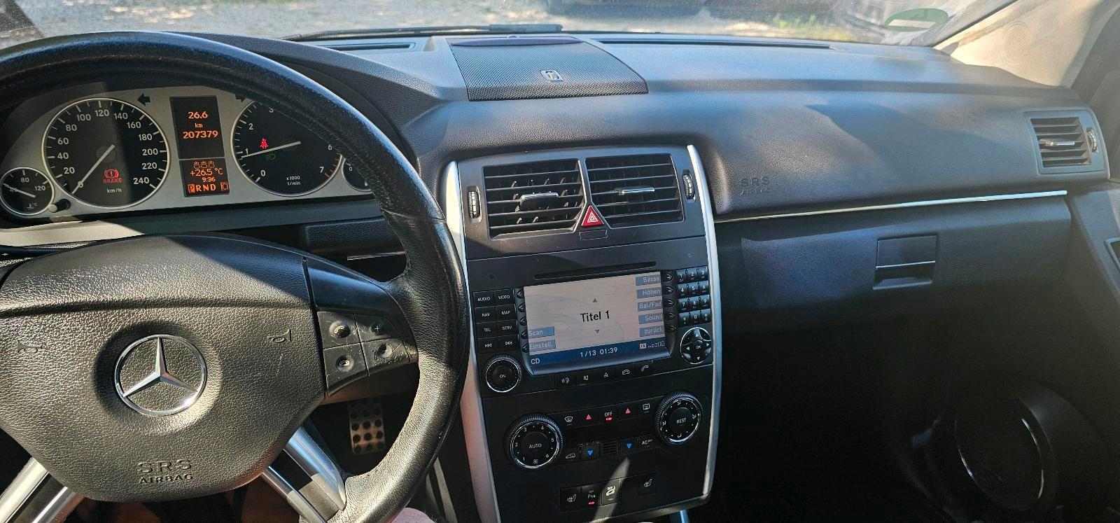 Mercedes-Benz B180 2005 — photo 9