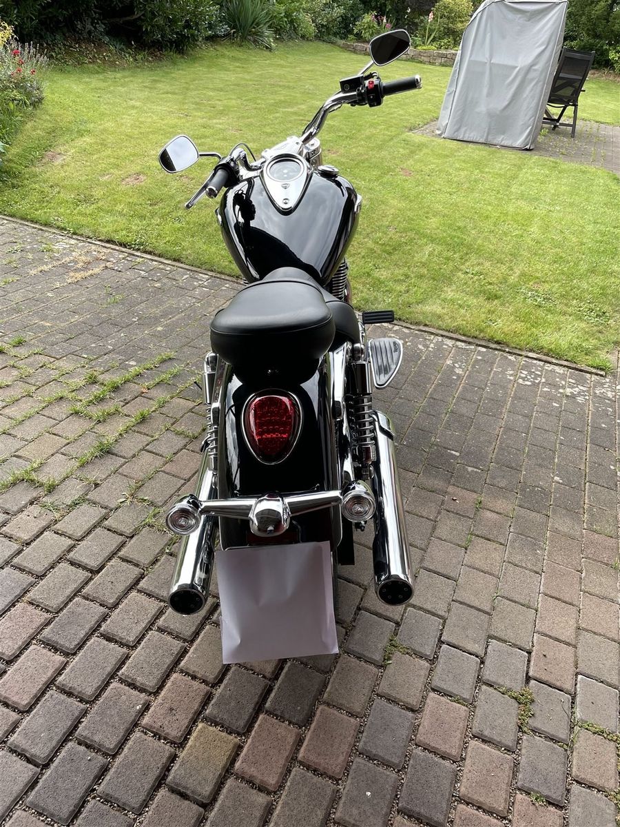 Fahrzeugabbildung Triumph Thunderbird Commander sofort Verfügbar