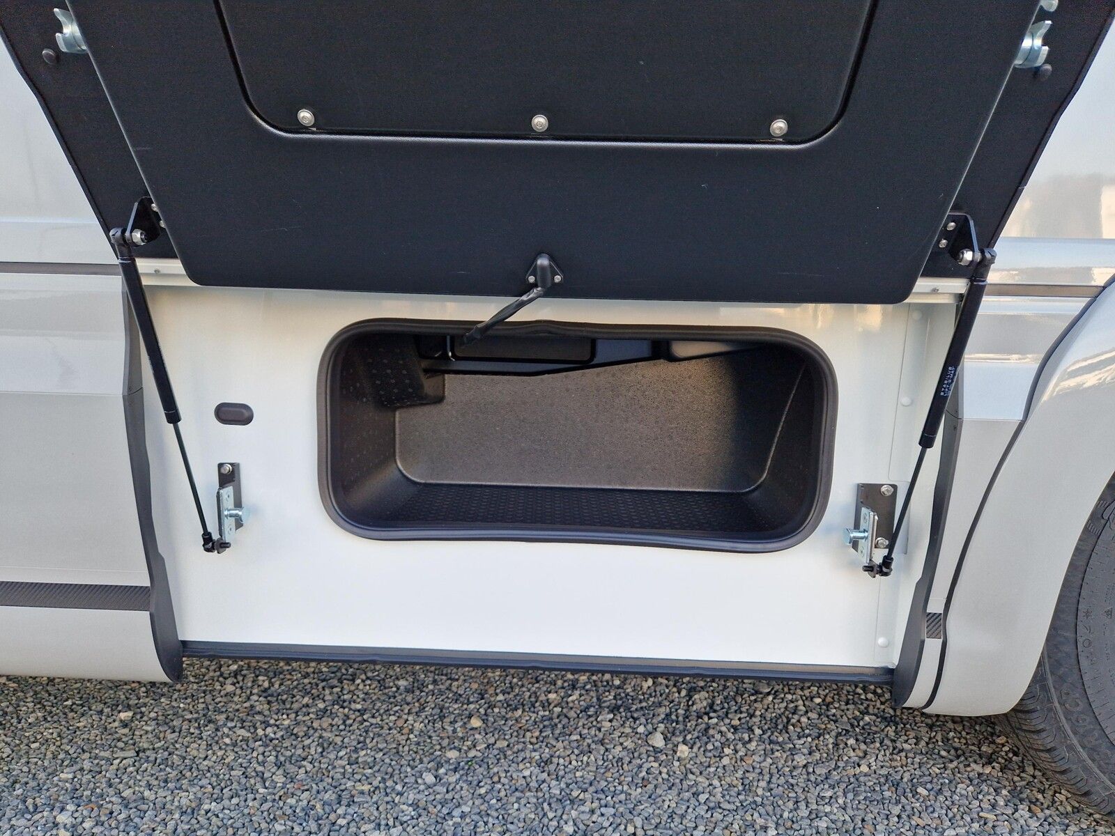 Fahrzeugabbildung Niesmann + Bischoff Arto 78 Verfügbar ab November 2025