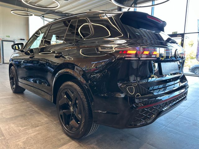 Volkswagen Tiguan *R-LINE*MASSAGE*LKHZ*ACC*CARPLAY*LED