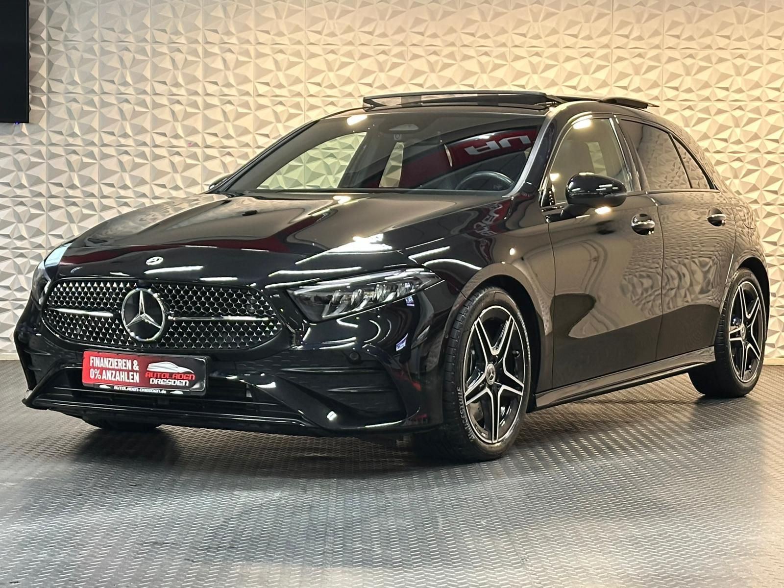 MERCEDES-BENZ A 250 4M AMG NIGHT* LED#SHZ#PANO#NAVI#TEMPO#SPUR - Image 4