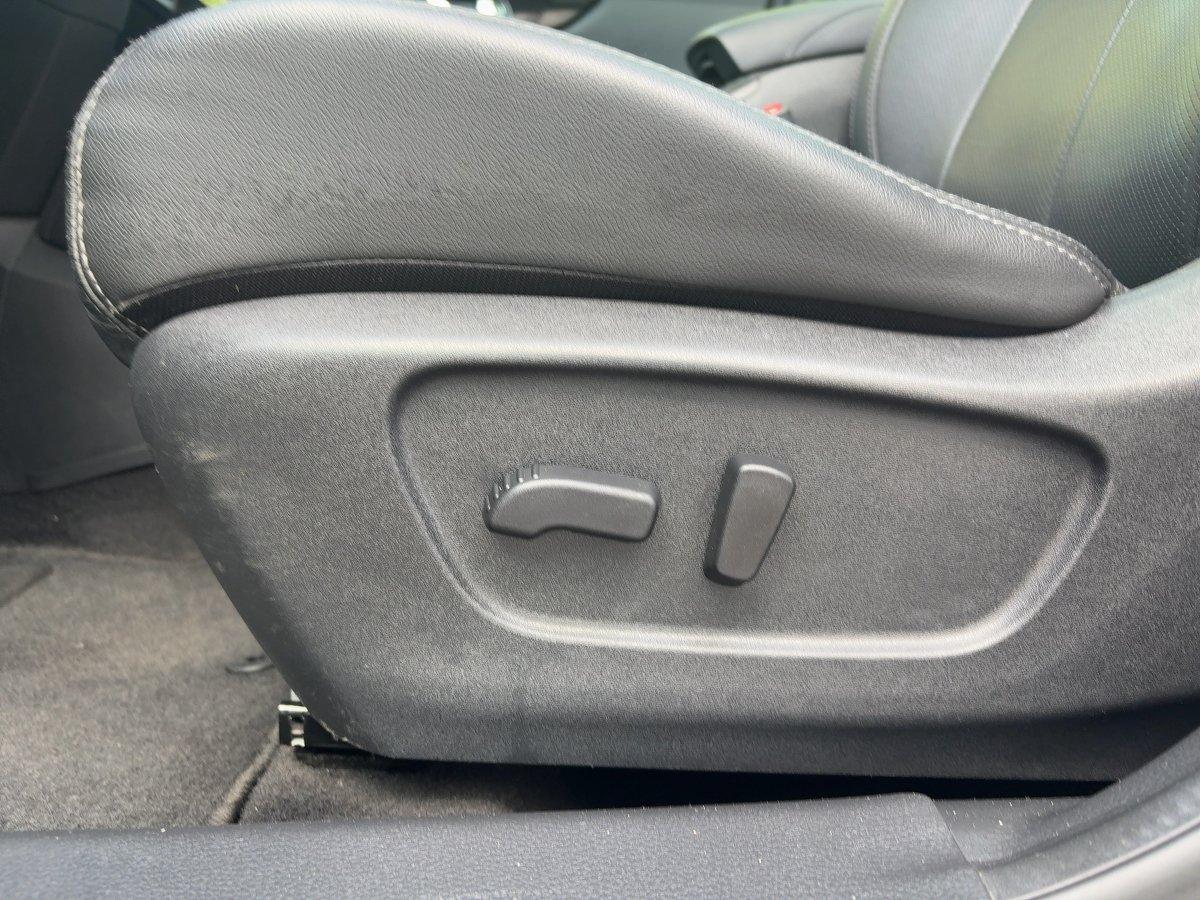 Nissan Qashqai Tekna 1.6 dCi *AHK*Pano*Navi*