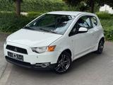 Mitsubishi Colt Lim. 3-trg. Athletic 1.3I 70KW - Mitsubishi Colt: Weiß