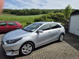 Kia cee'd / Ceed 1.5 T-GDI DCT JBL Sound Edition... - silberne Kia cee'd / Ceed