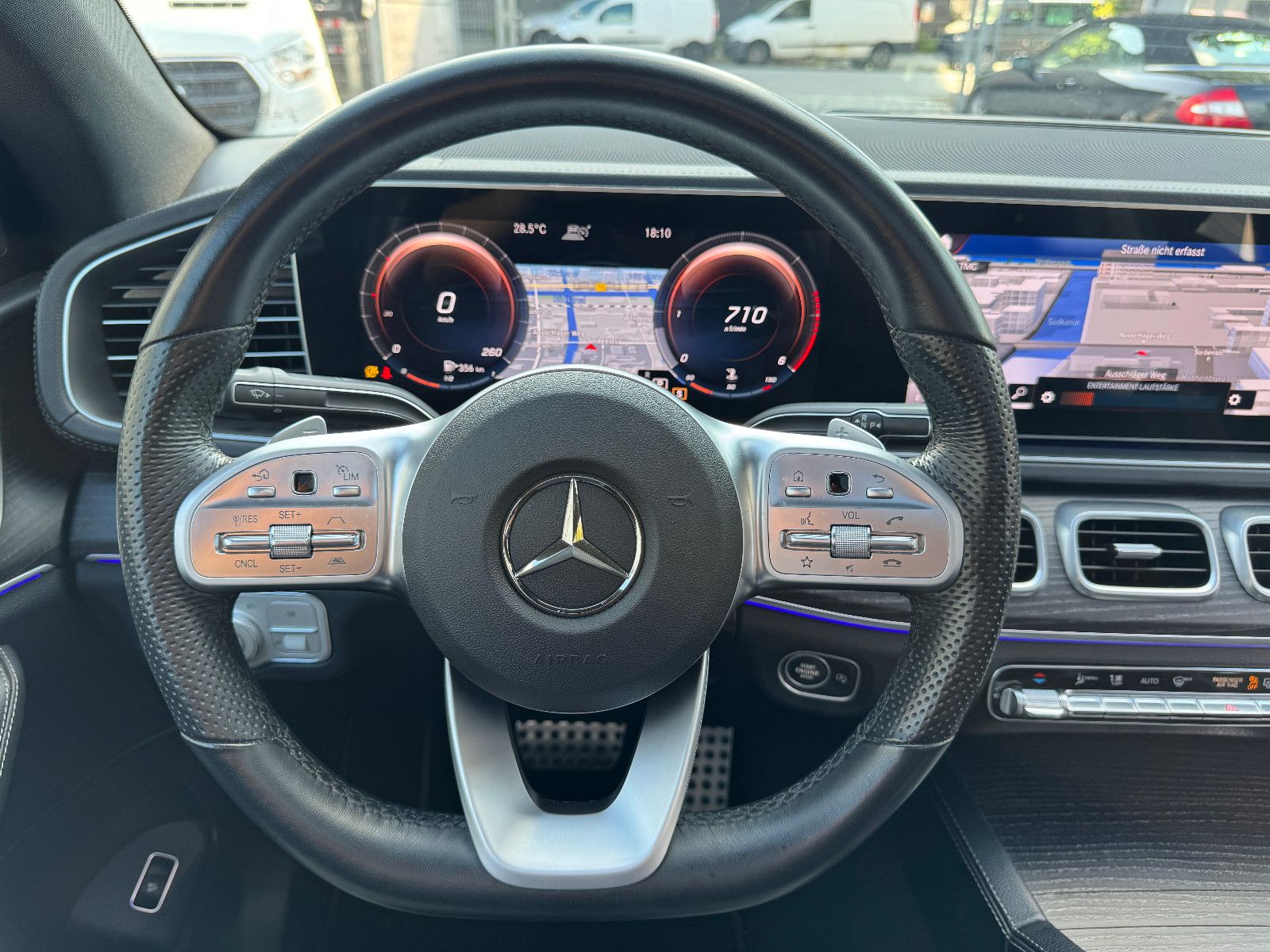 Fahrzeugabbildung Mercedes-Benz GLE 400 d Coupe AMG LINE PANO AIRMATIC 21 ZOLL