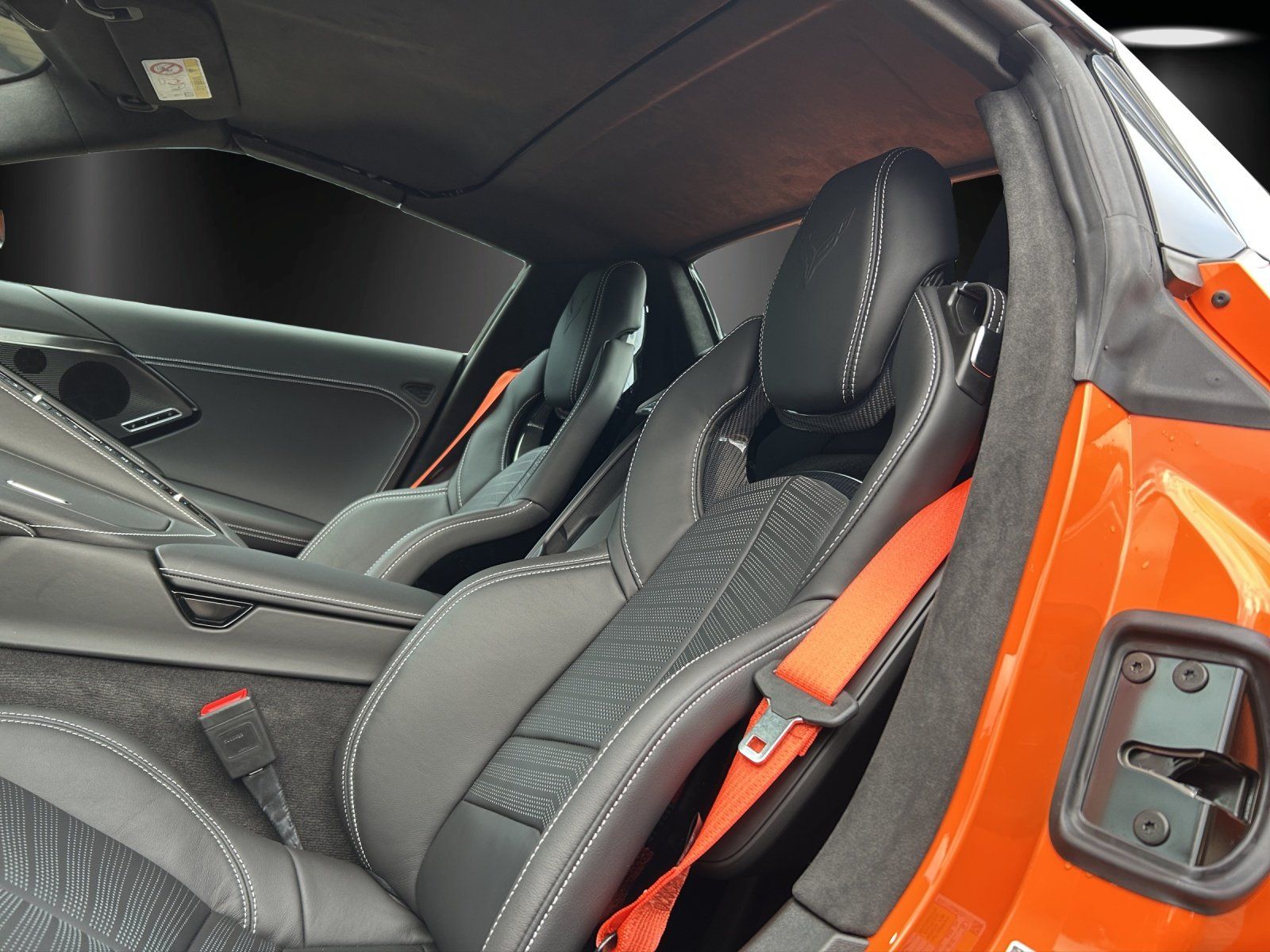 Fahrzeugabbildung Corvette C8 Cabrio 3LT MY 2024 MAGNETIC/FRONT LIFT/EU-MOD