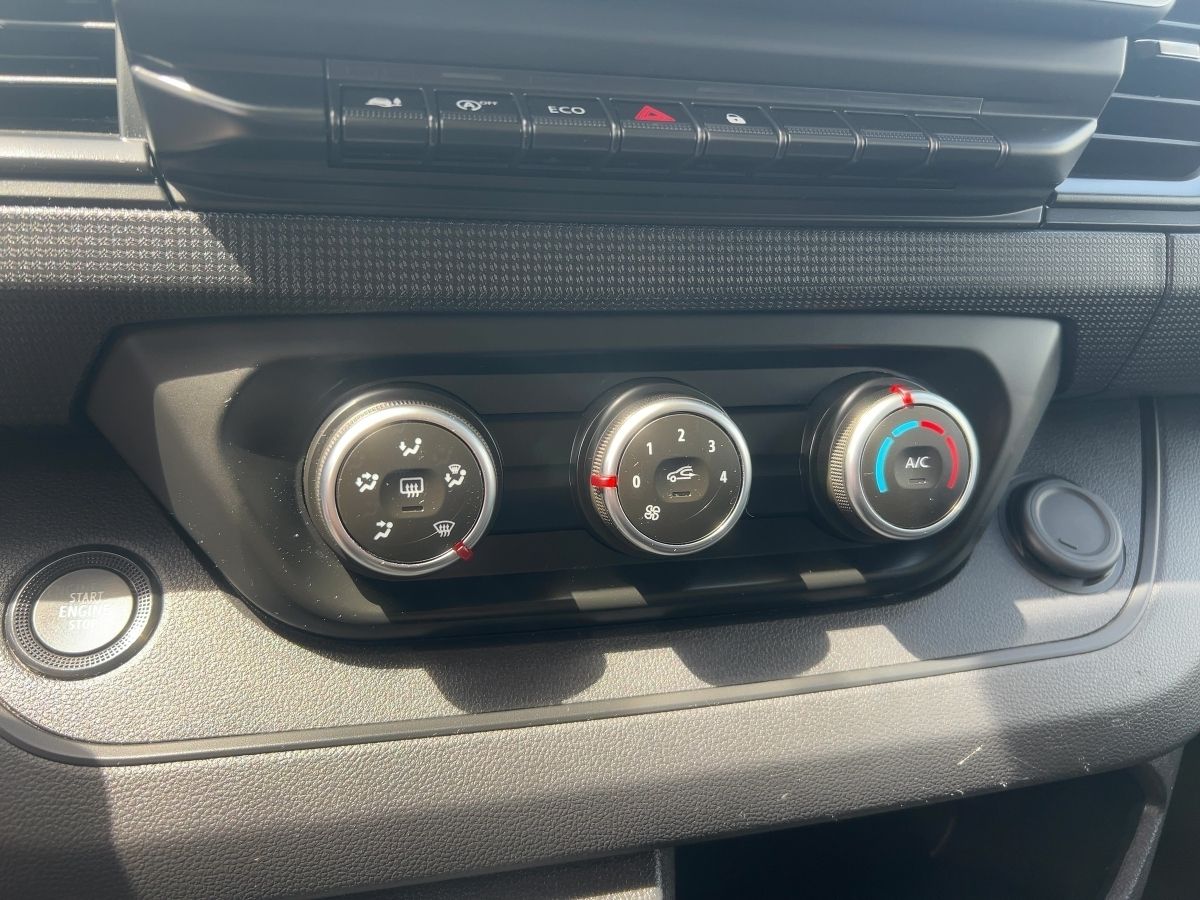 Fahrzeugabbildung Renault Trafic Lkw L1H1 2,8t dCi 130 Kamera GJR EasyLink