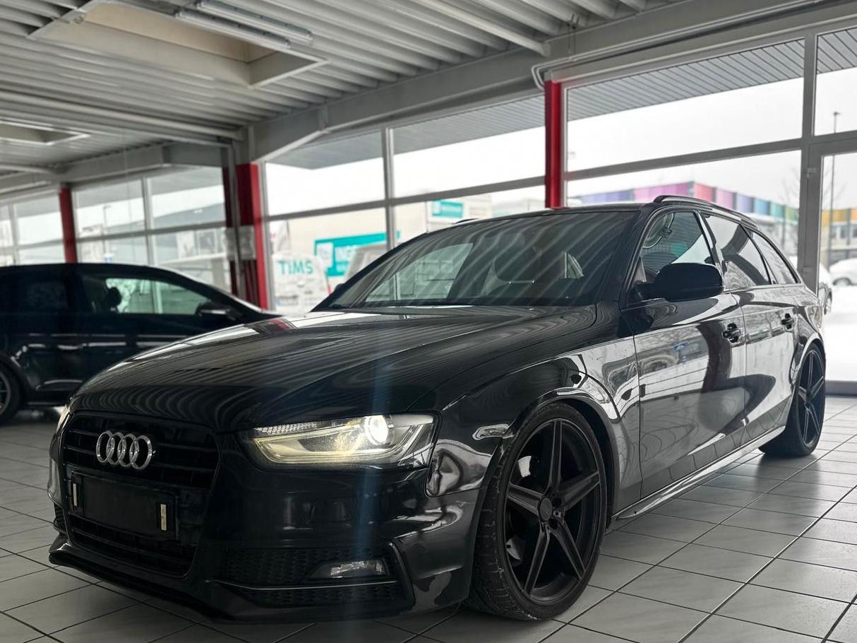 Audi A4 Avant Ambiente S line PDC STANDHZG 8fach ber.