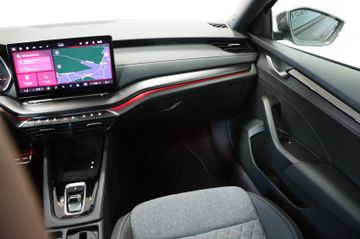 Skoda Octavia Combi 1.5 TSI Sportline Matrix AHK Navi