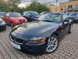 BMW Z4 Roadster 3.0i SPORT-PK LEDER*TPM*TÜV + KD NEU - blaue BMW Z-Reihe