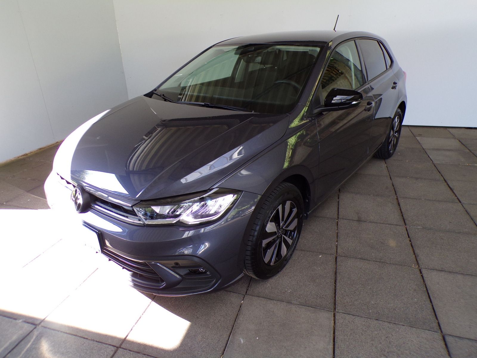 Volkswagen POLO 1.0 TSI DSG GOAL NAVI LED'S AHK KAMERA foto 2