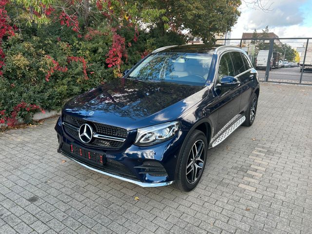 Mercedes-Benz GLC 300 4MATIC Autom./AMG/PANO/K-GO/19"