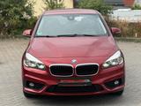 BMW 218i Active Tourer*BMW-SCHECKHEFTGEPFLEGT* - rote BMW 218 Active Tourer