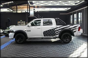 Dodge RAM - 8