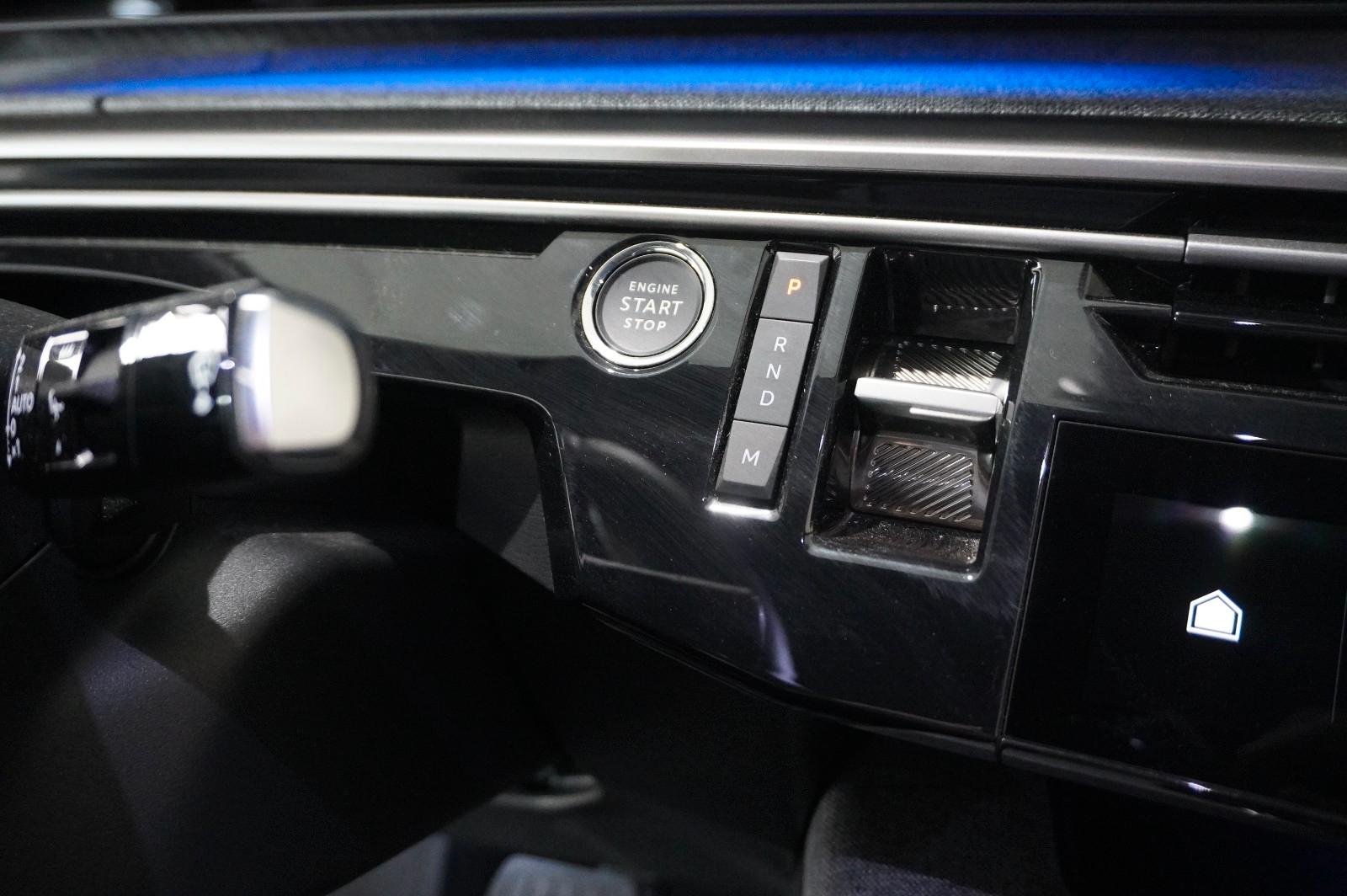 Peugeot 3008 Hybrid 145 ALLURE E-DSC NAVI/LED/360°/SPORT