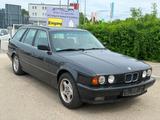 BMW 520i Kombi 6 Zylinder Panorama-Dach - BMW: Zylinder
