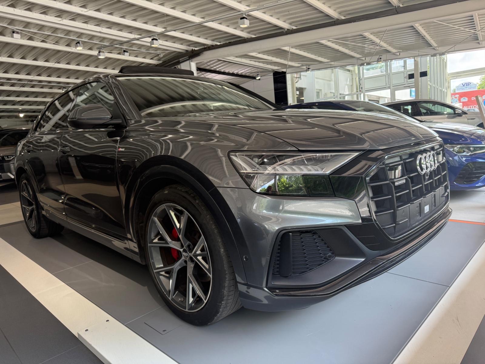 Audi Q8 50 TDI Q/PANO/STDHZG/SFTCLS/ALLRADLENK/RAUTE