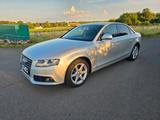 Audi A4 B8 (8K2) 1.8 TFSI Limousine Ambiente - Audi A4 mit Benzin-Antrieb: Limousine, 2.8