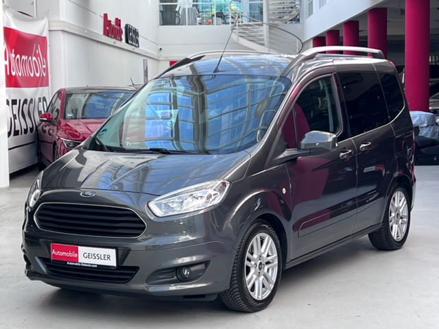 Ford Tourneo Courier Titanium Klimaaut.+AHK+PDC+ALU