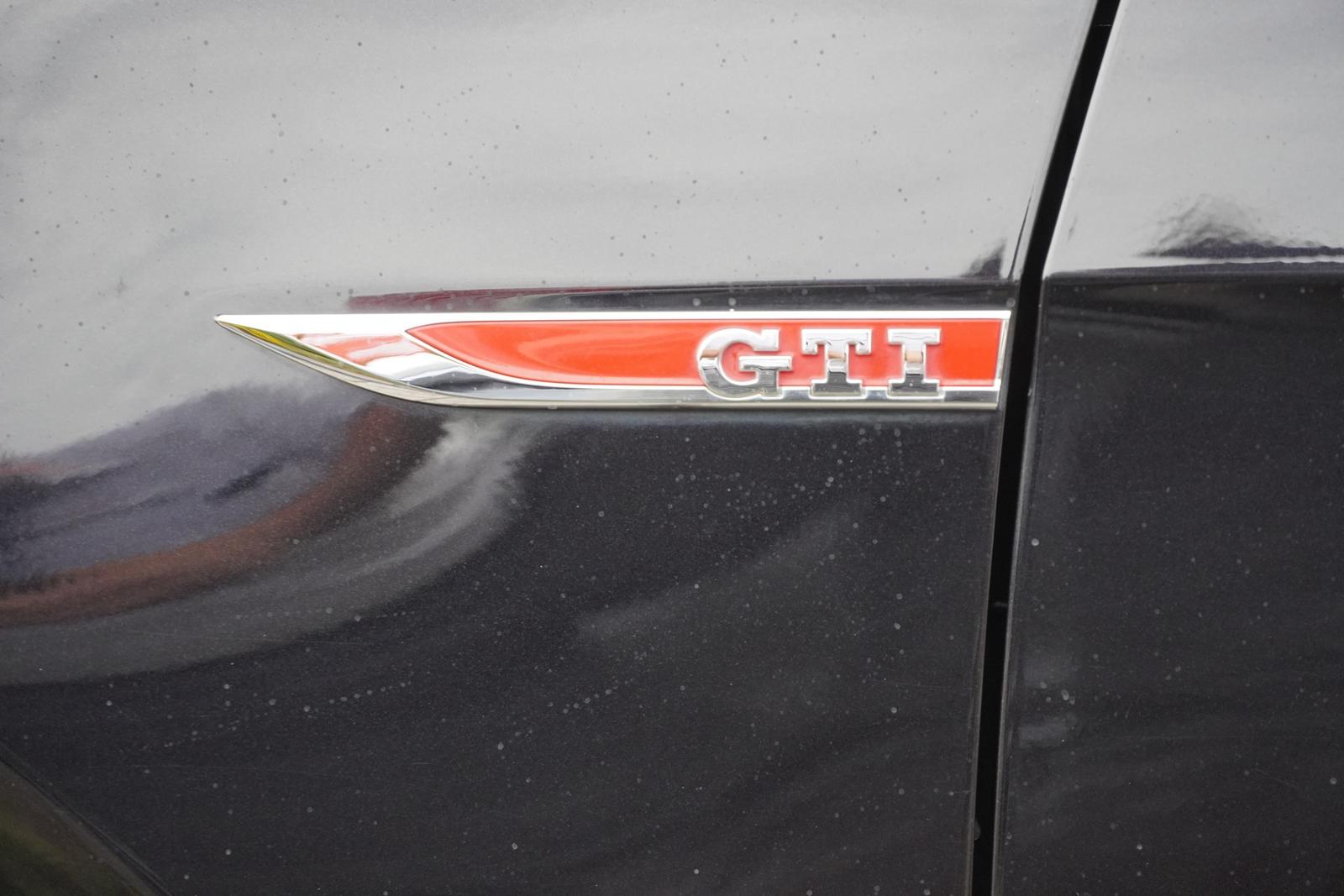 Volkswagen Golf VII 2.0 GTI Performance DSG LED Navi ACC
