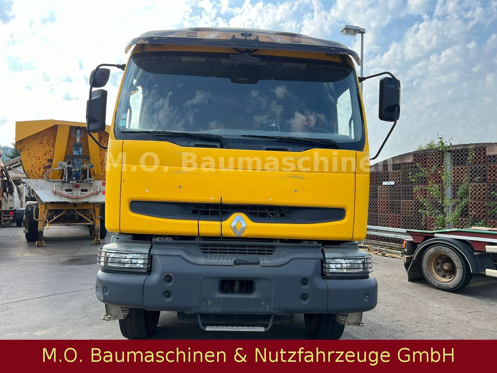 Fahrzeugabbildung Renault Kerax 420 / 4x2 /