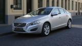 Volvo S60 Momentum D4 2.0 Automatik 5 Zyli... - Volvo S60: 2.0