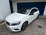 Mercedes-Benz A 180 Urban Urban - Mercedes-Benz A 180: Schiebedach